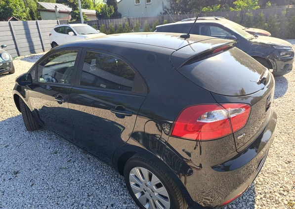 Kia Rio cena 26400 przebieg: 124184, rok produkcji 2014 z Łask małe 631